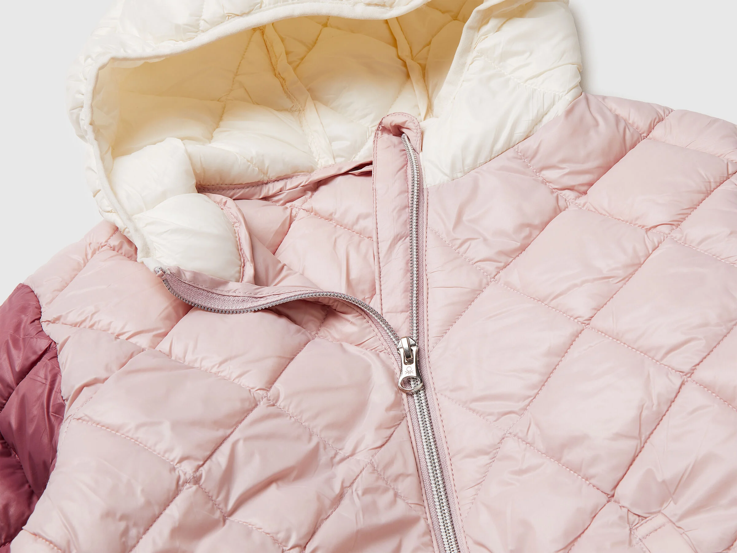 United Colors Of Benetton / Куртка для девочки