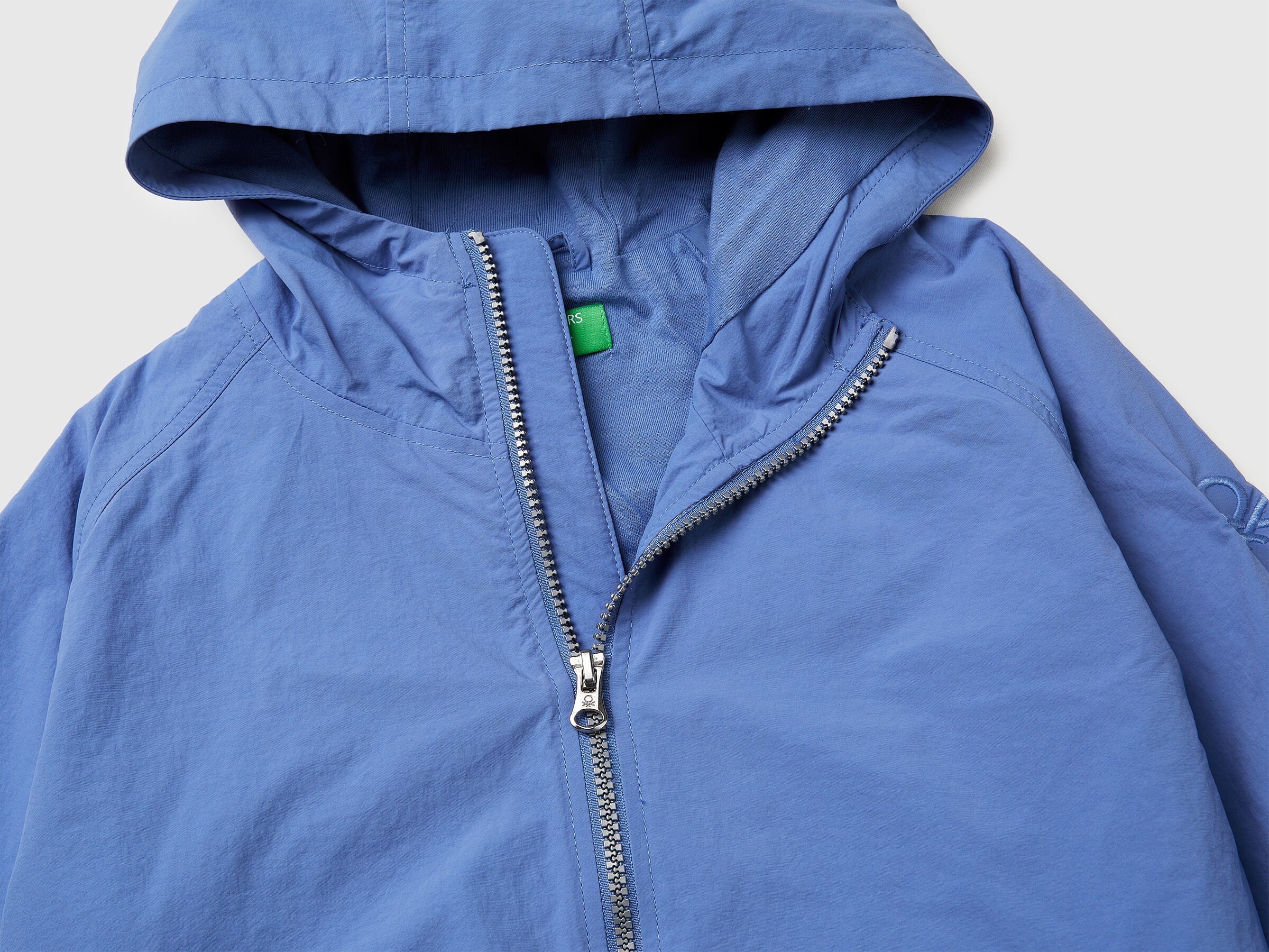 United Colors Of Benetton / Ветровка для мальчика - фото 3