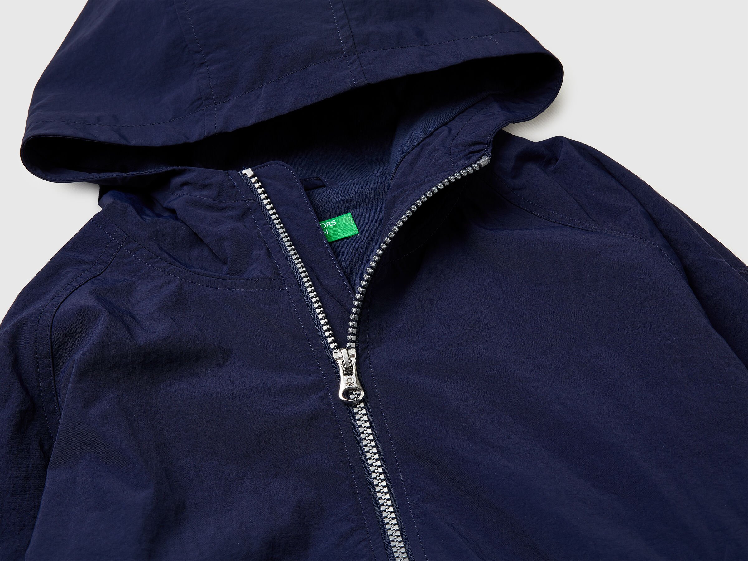 United Colors Of Benetton / Ветровка для мальчика - фото 3