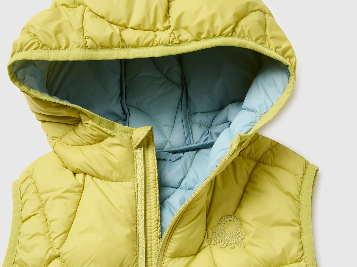 United Colors Of Benetton / Жилет для мальчика