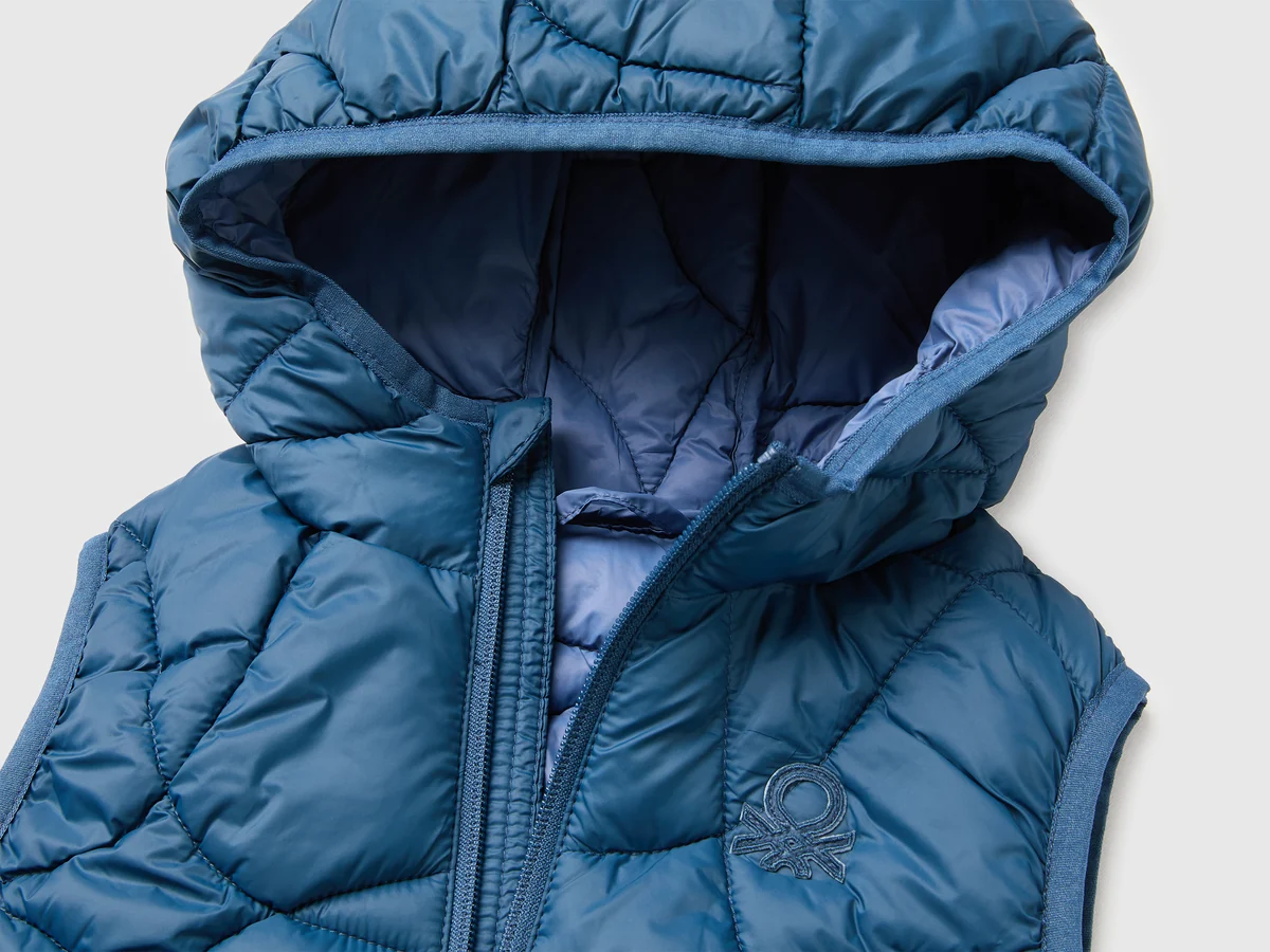 United Colors Of Benetton / Жилет для мальчика