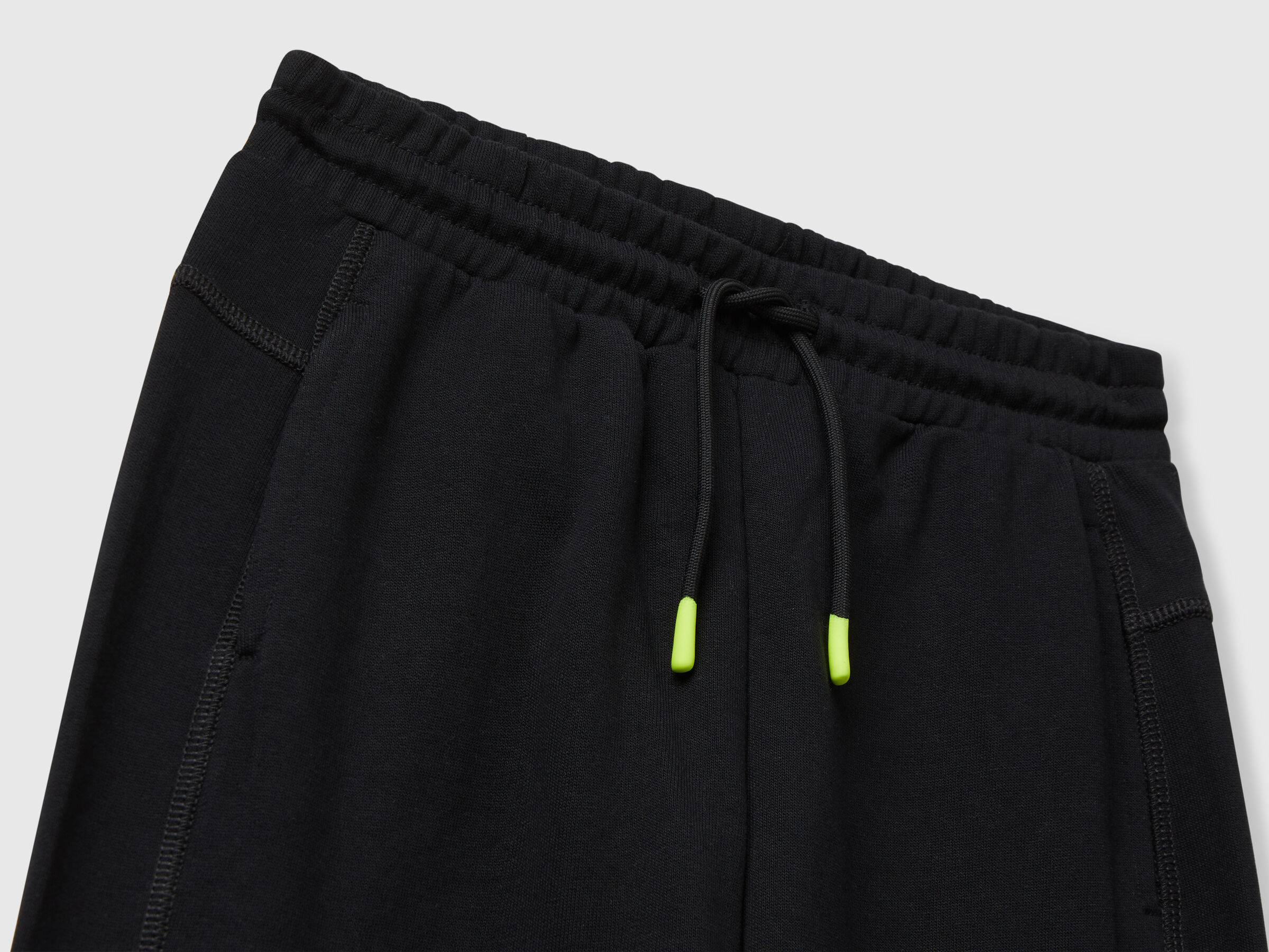 United Colors Of Benetton / Брюки спортивные с принтом для мальчика