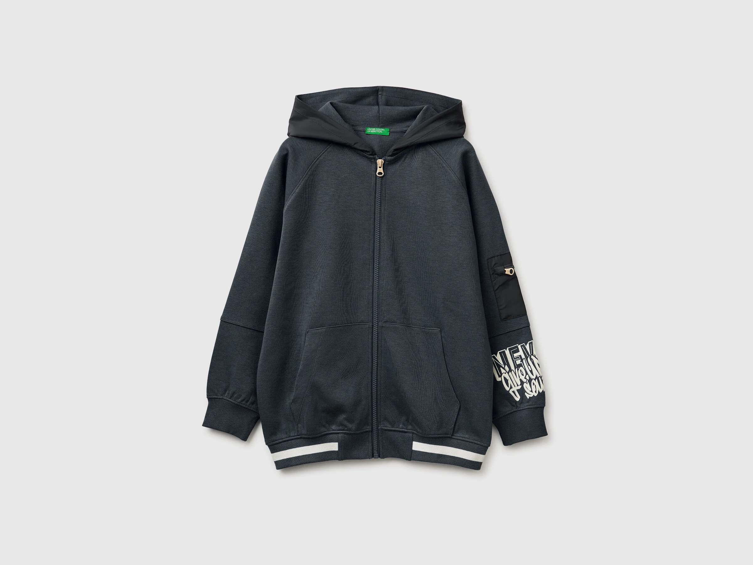 United Colors Of Benetton / Толстовка на молнии с принтом для мальчика