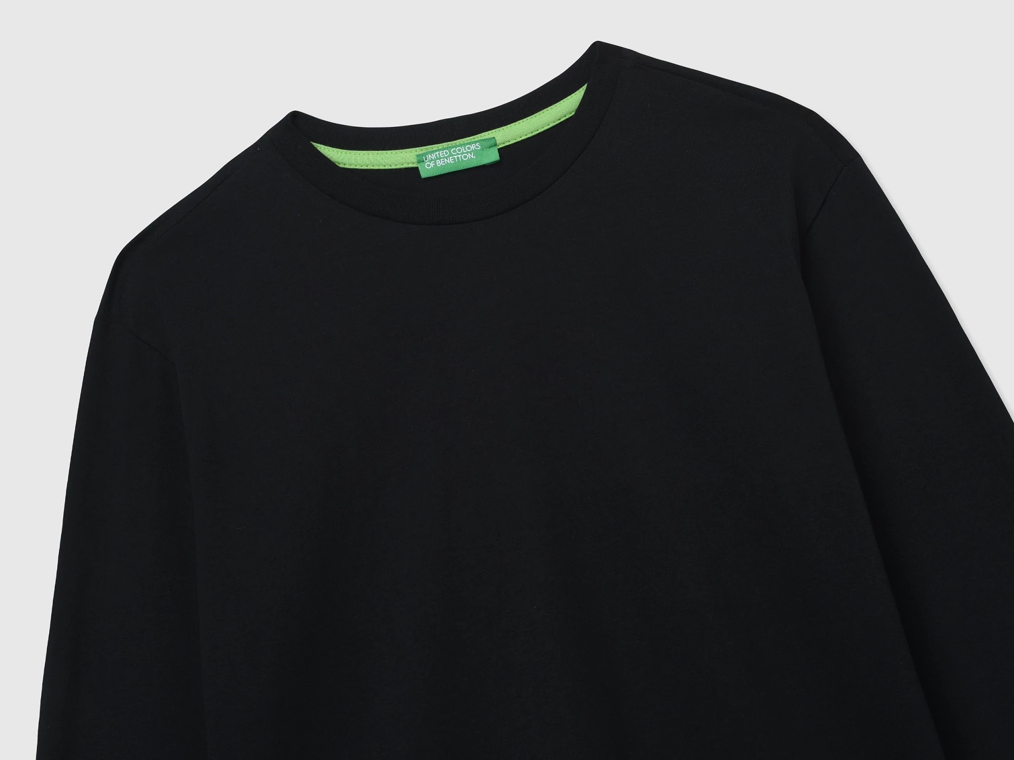 United Colors Of Benetton / Лонгслив с принтом на спине для мальчика