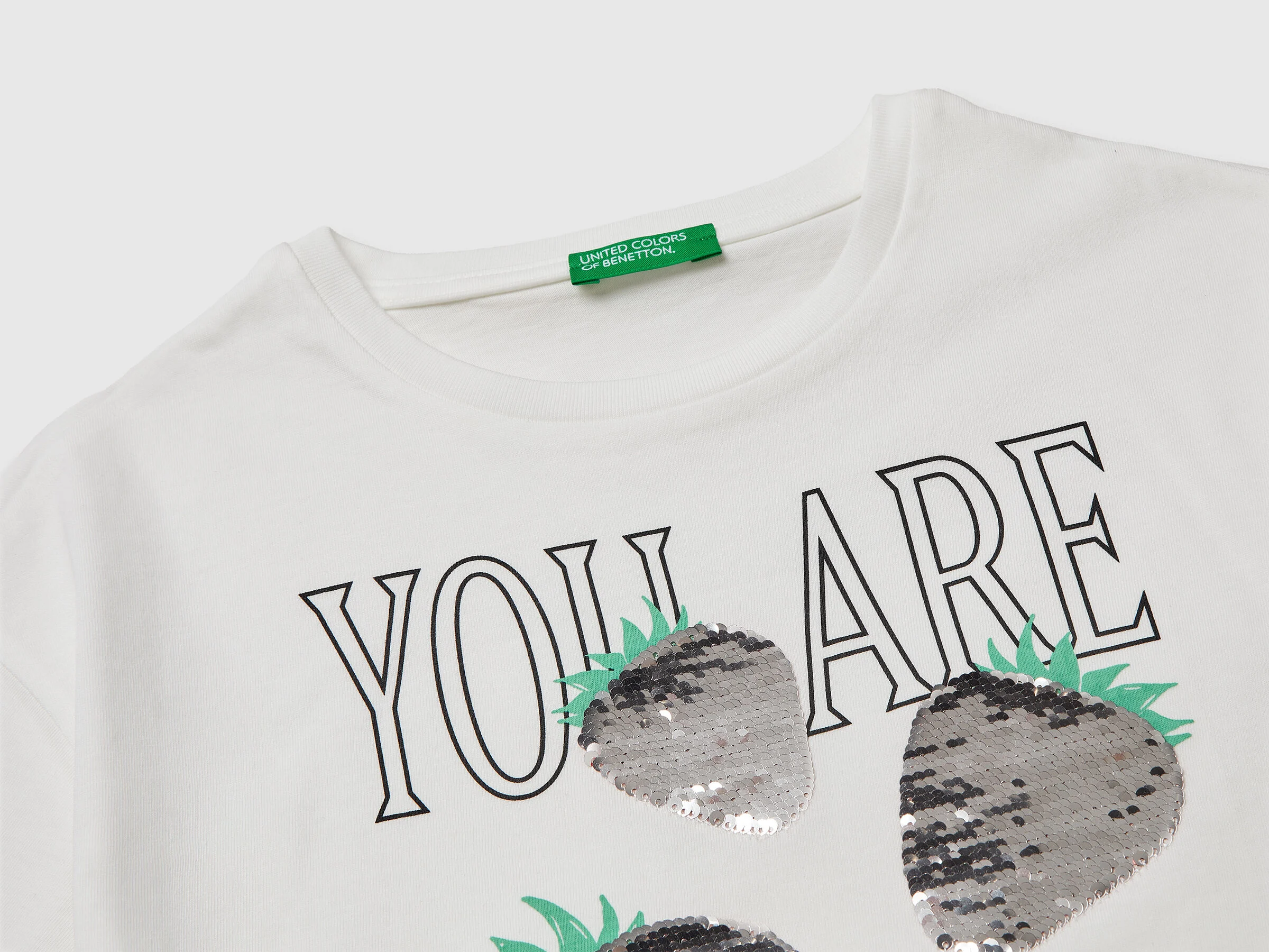 United Colors Of Benetton / Футболка с пайетками для девочки