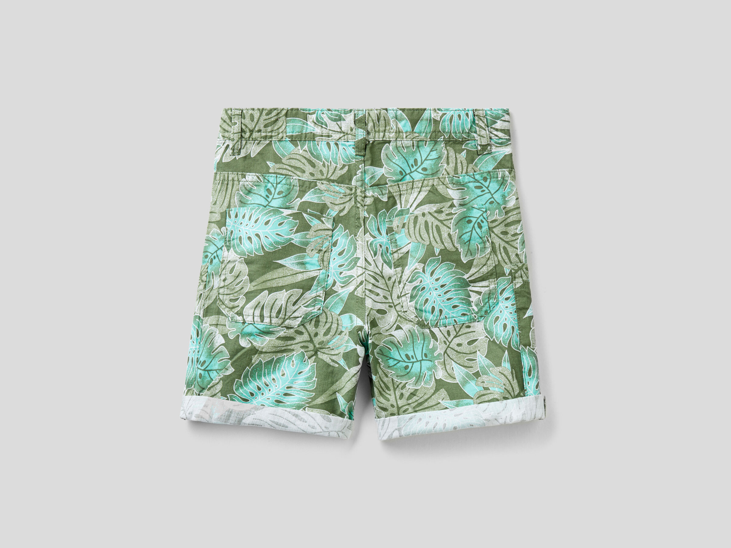 United Colors Of Benetton / Шорты для мальчика - фото 2