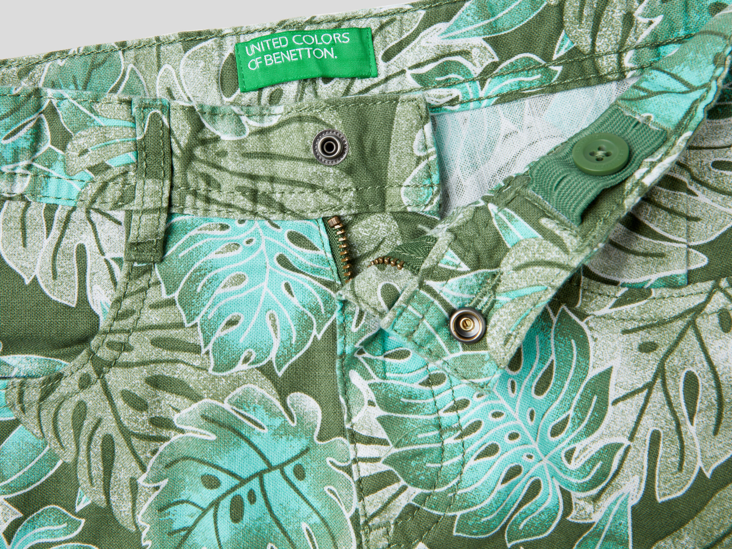 United Colors Of Benetton / Шорты для мальчика - фото 3