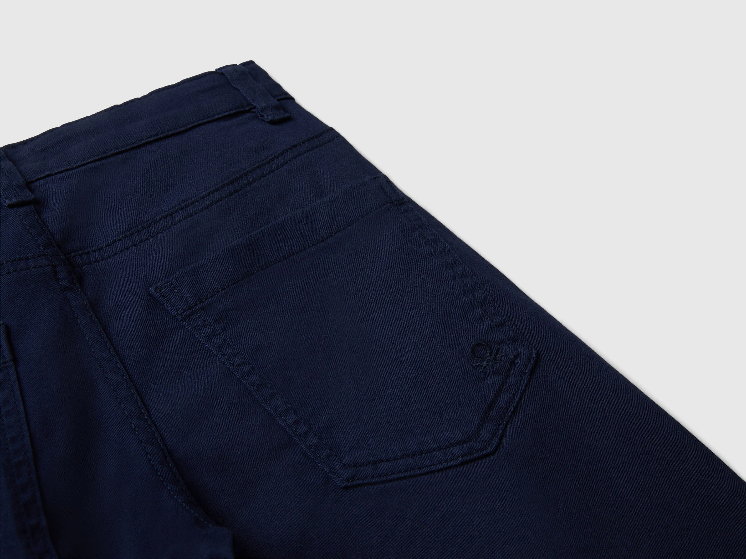 United Colors Of Benetton / Брюки 5 карманов темно-синие для мальчика - фото 3