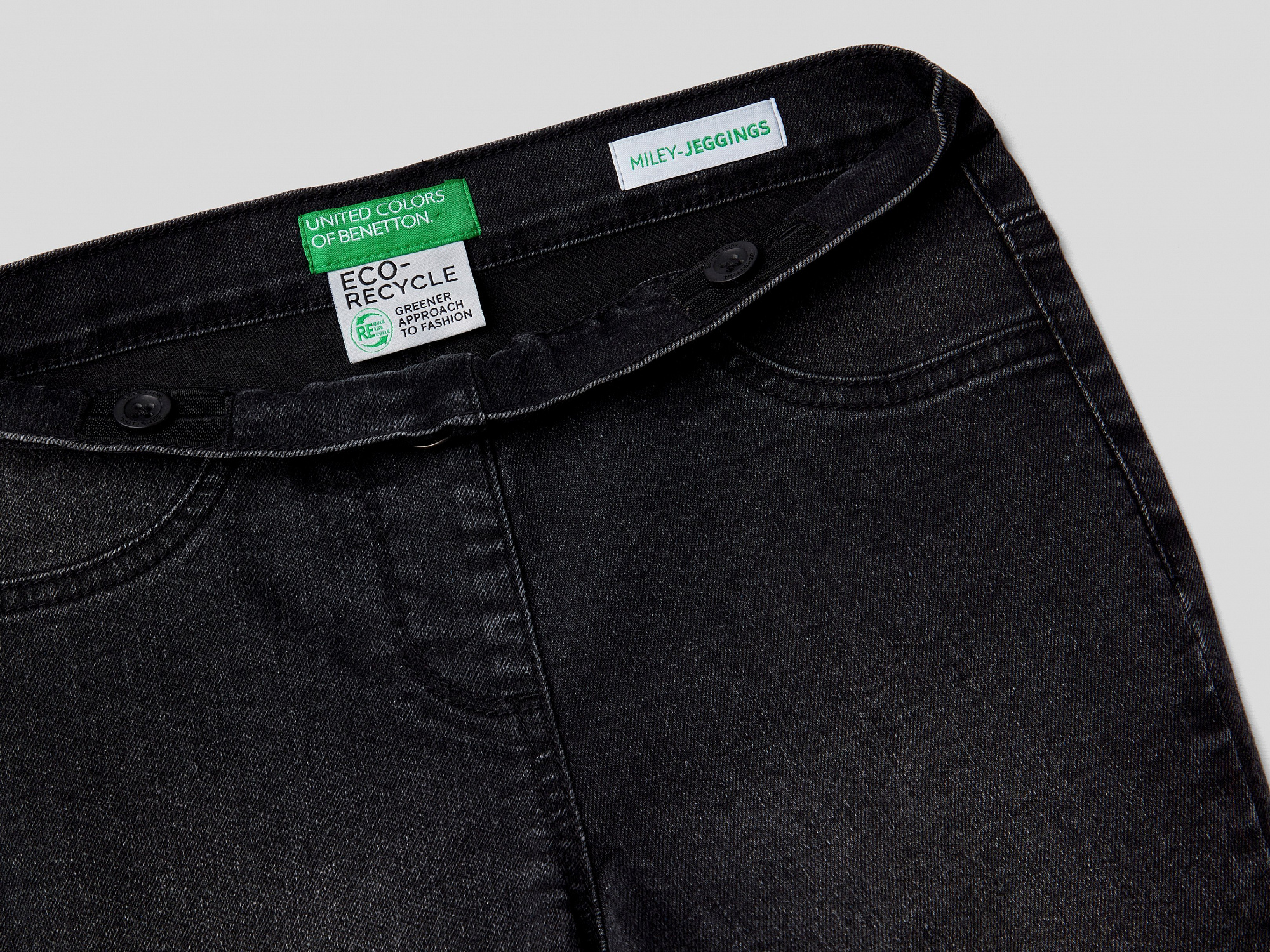 United Colors Of Benetton / Джинсы для девочки - фото 3