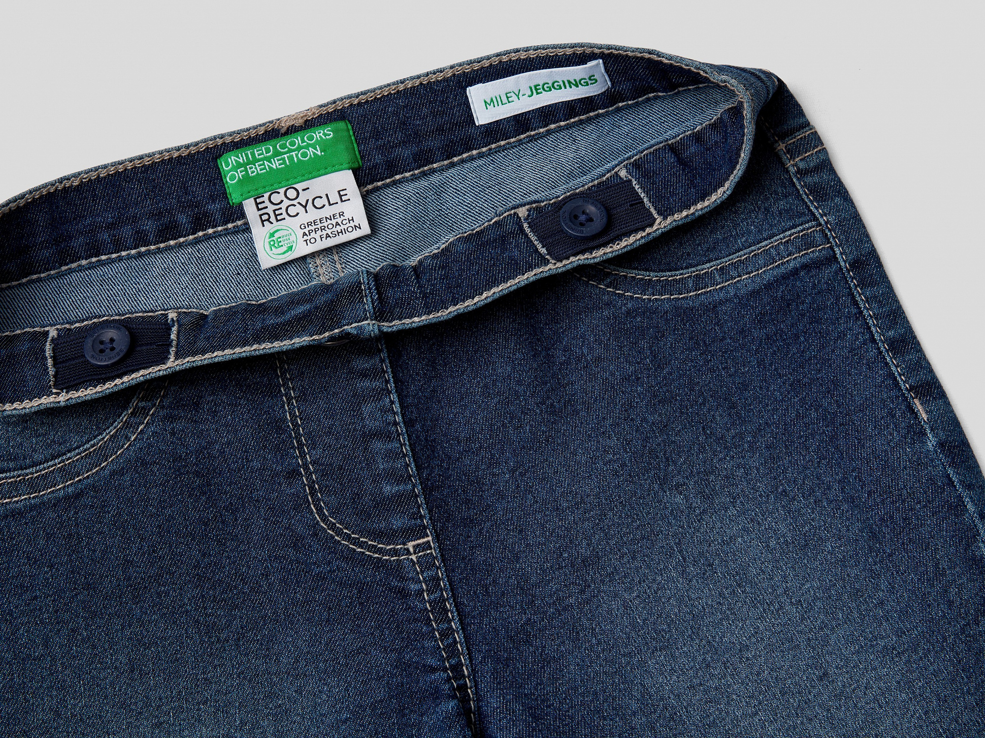 United Colors Of Benetton / Джинсы для девочки