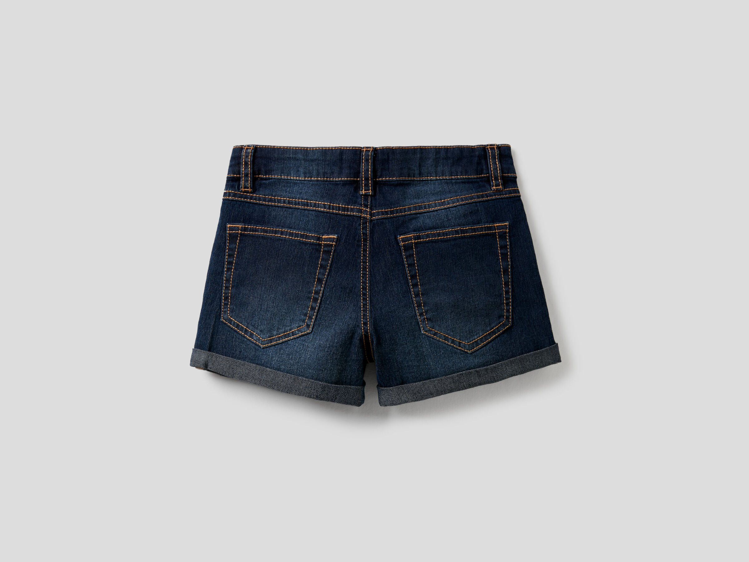 United Colors Of Benetton / Шорты джинсовые для девочки - фото 2