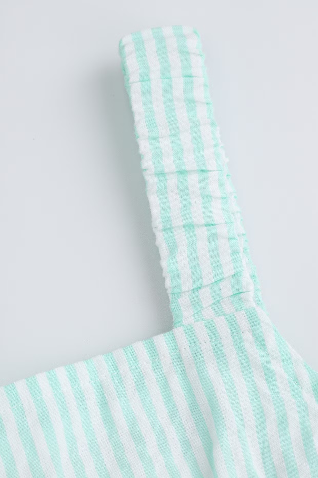 Coccodrillo / Платье с вырезами для девочки