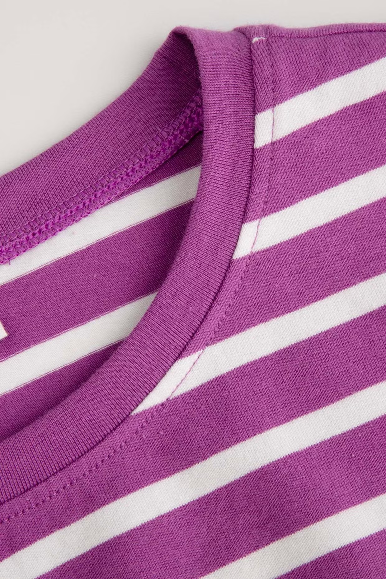 Coccodrillo / Футболка укороченная в полоску для девочки - фото 3