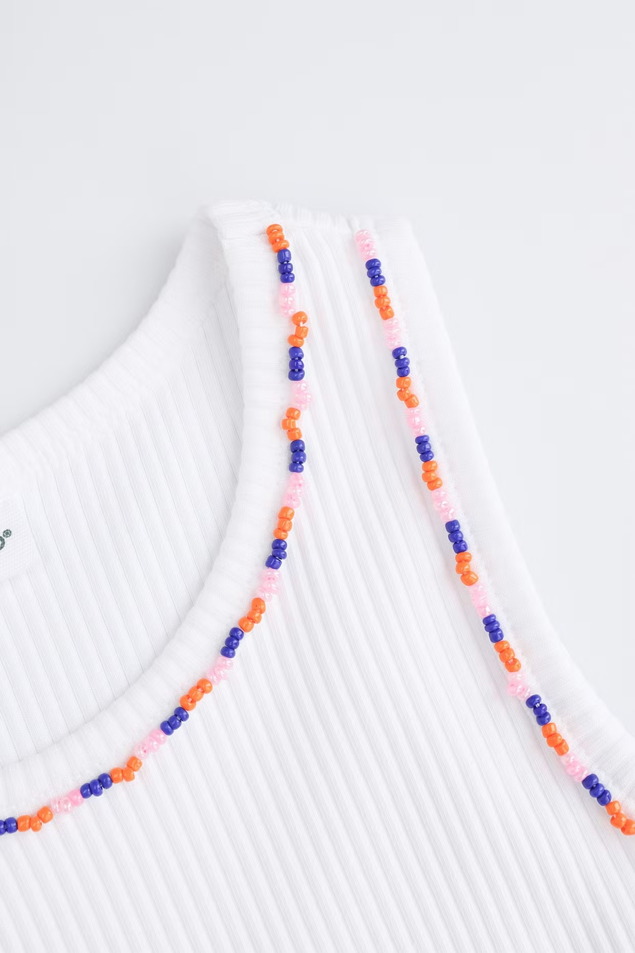 Coccodrillo / Топ в рубчик с бисером для девочки