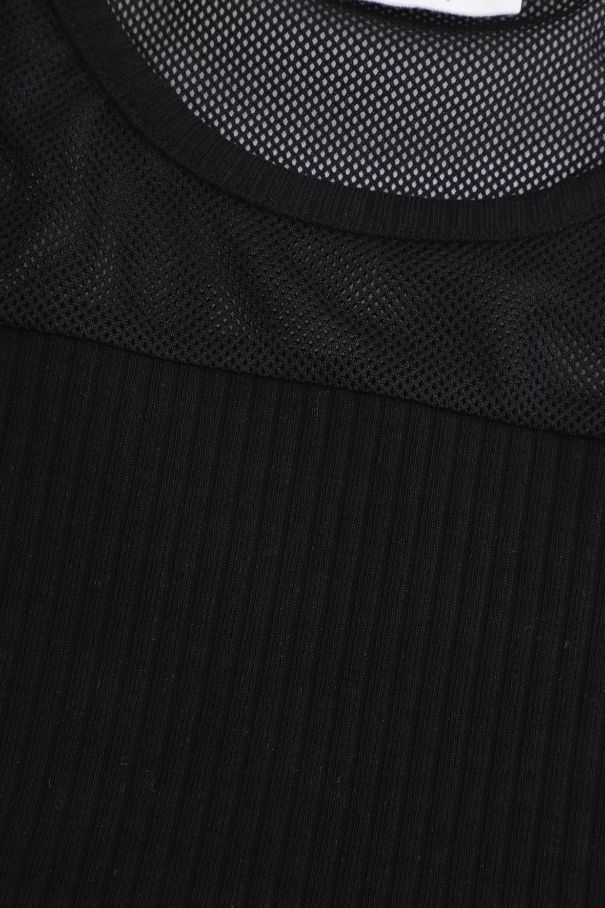 Coccodrillo / Топ трикотажный с декоративной сеткой для девочки