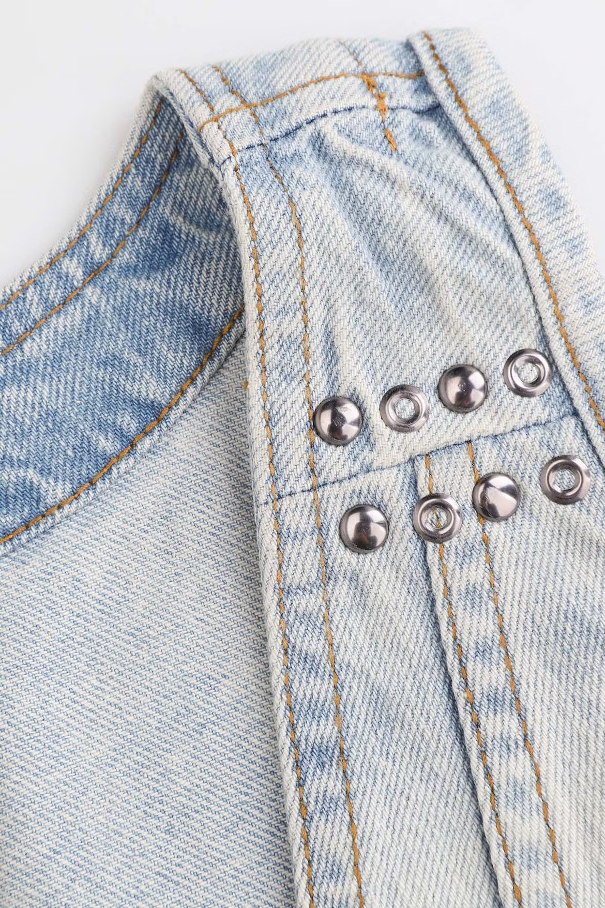 Coccodrillo / Жилет джинсовый для девочки