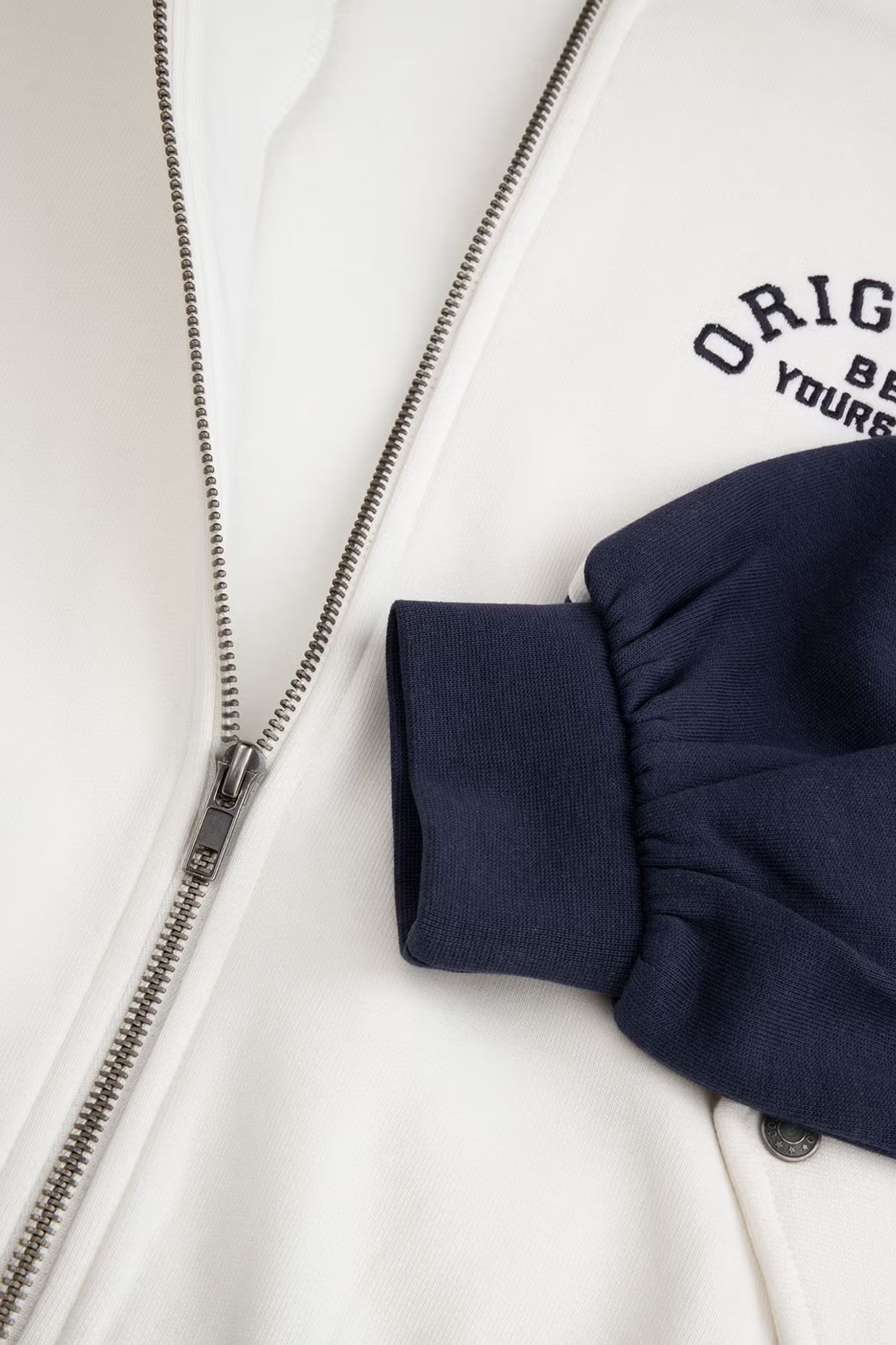 Coccodrillo / Толстовка для девочки