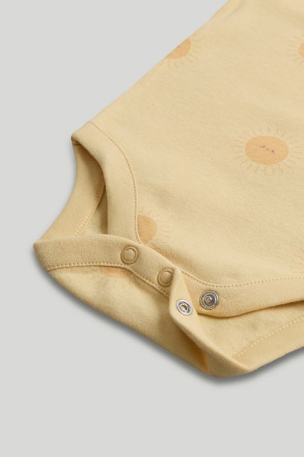 Mothercare / Комплект слип, боди 2 шт., брюки, лонгслив, фартук нагрудный, варежки-царапки и шапка унисекс