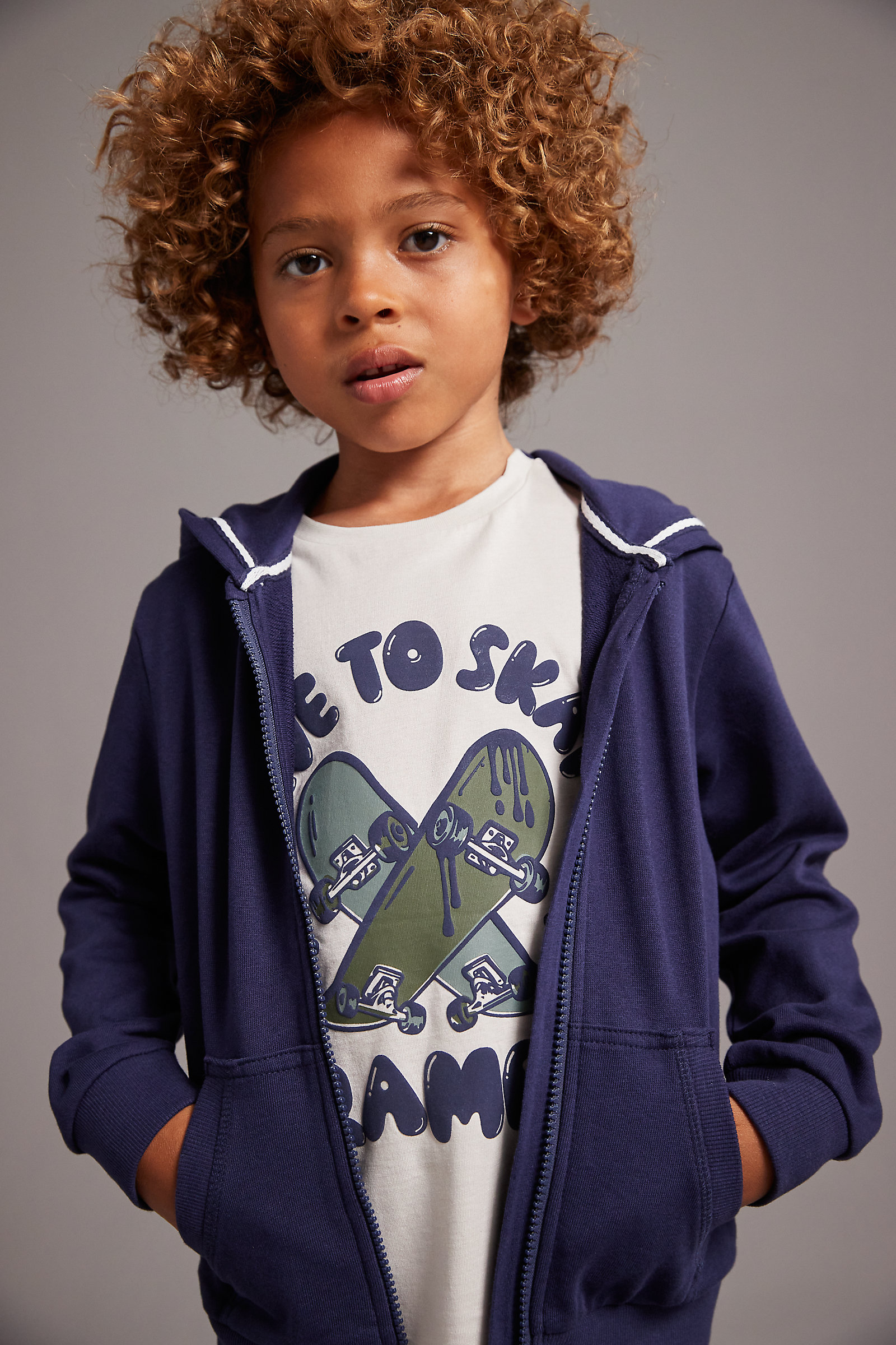 Mothercare / Толстовка для мальчика