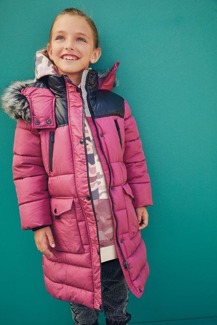 Разновидности детских пальто для юных девочек