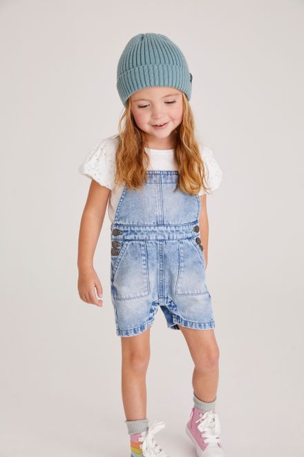 Next / Комплект футболка и полукомбинезон джинсовый для девочки - фото 2