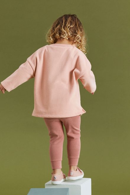 Next / Коплект джемпер трикотажный и брюки спортивные для девочки - фото 2