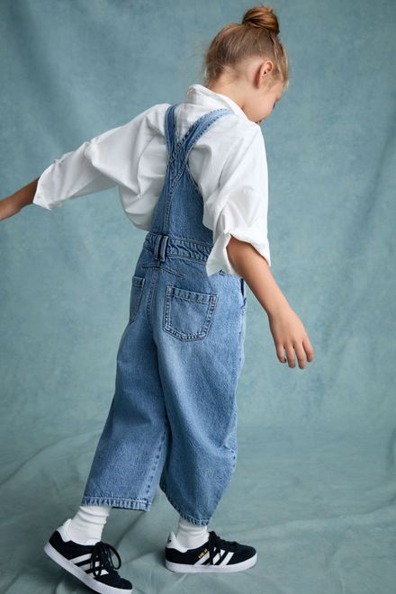 Next / Полукомбинезон джинсовый для девочки - фото 3