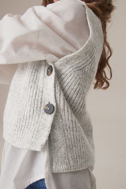 Next / Жилет для девочки